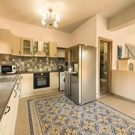 Luxury Retro Villa Líndos