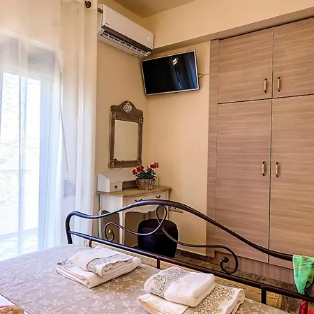 Luxury Retro Villa