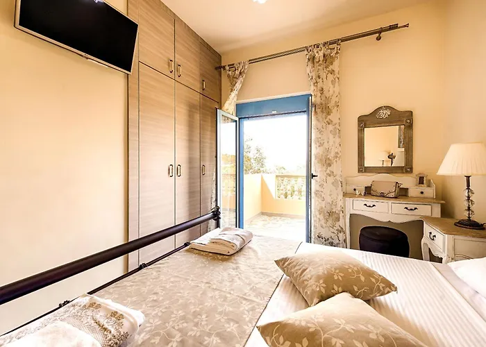 Luxury Retro Villas *