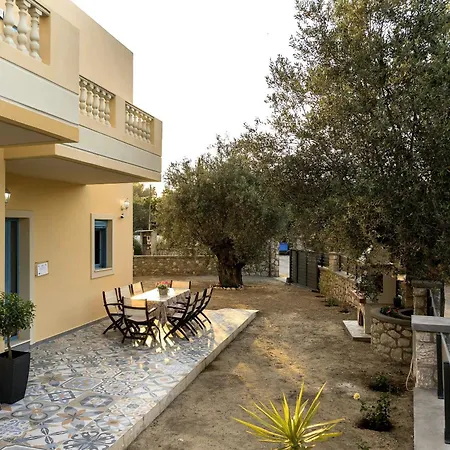 Luxury Retro Villa